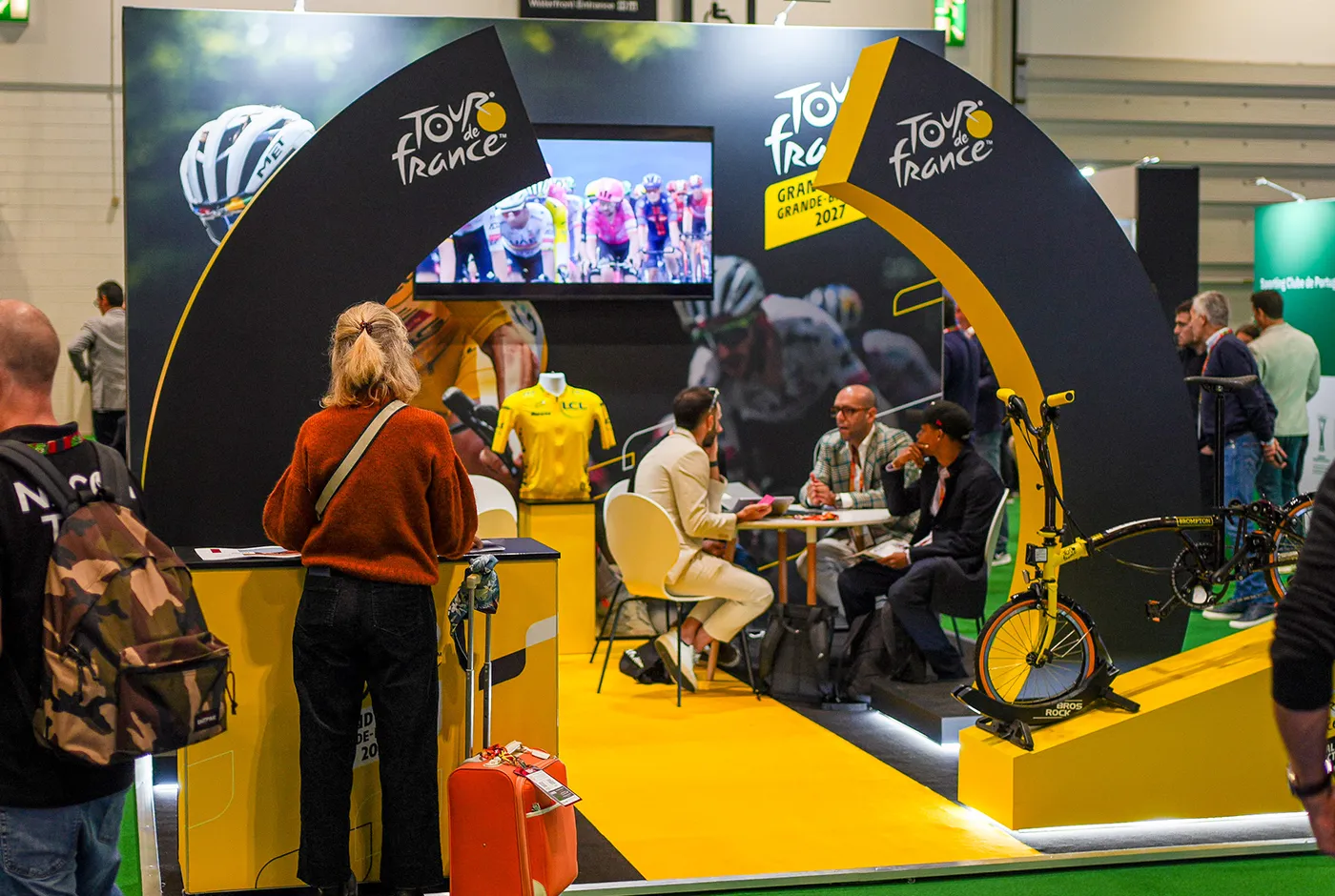 exhibition stand hire